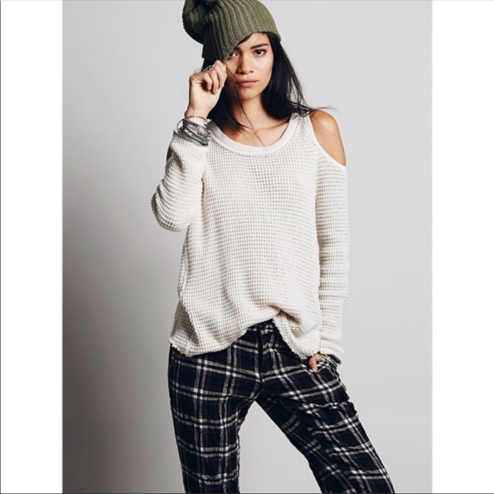 Free People cream sunset open shoulder pullover